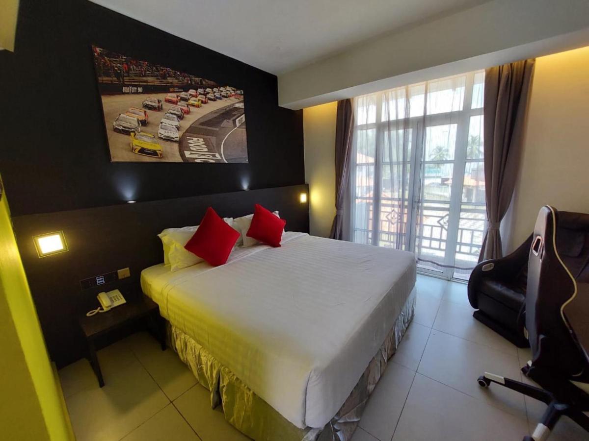 Tunas Resort Port Dickson Bagian luar foto