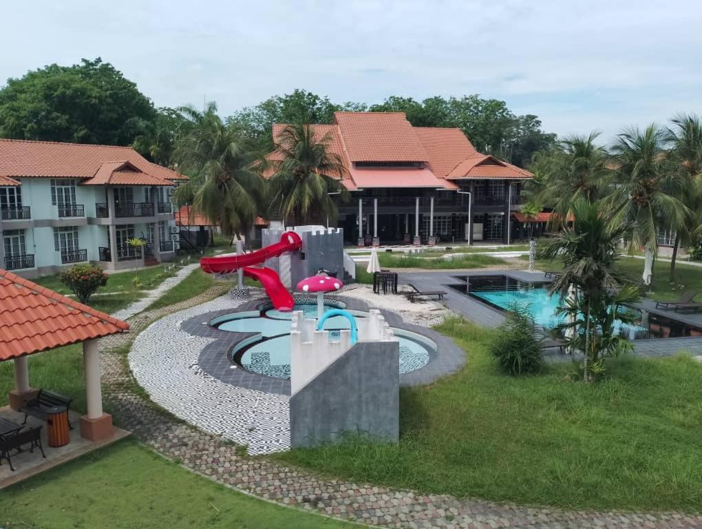 Tunas Resort Port Dickson Bagian luar foto